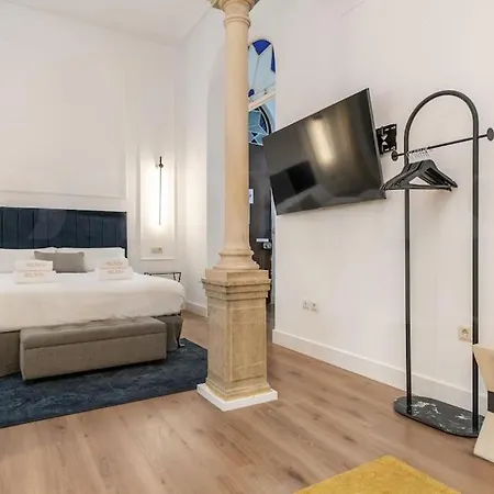 Historic Gem With Modern Comfort By Rems Appartement *
